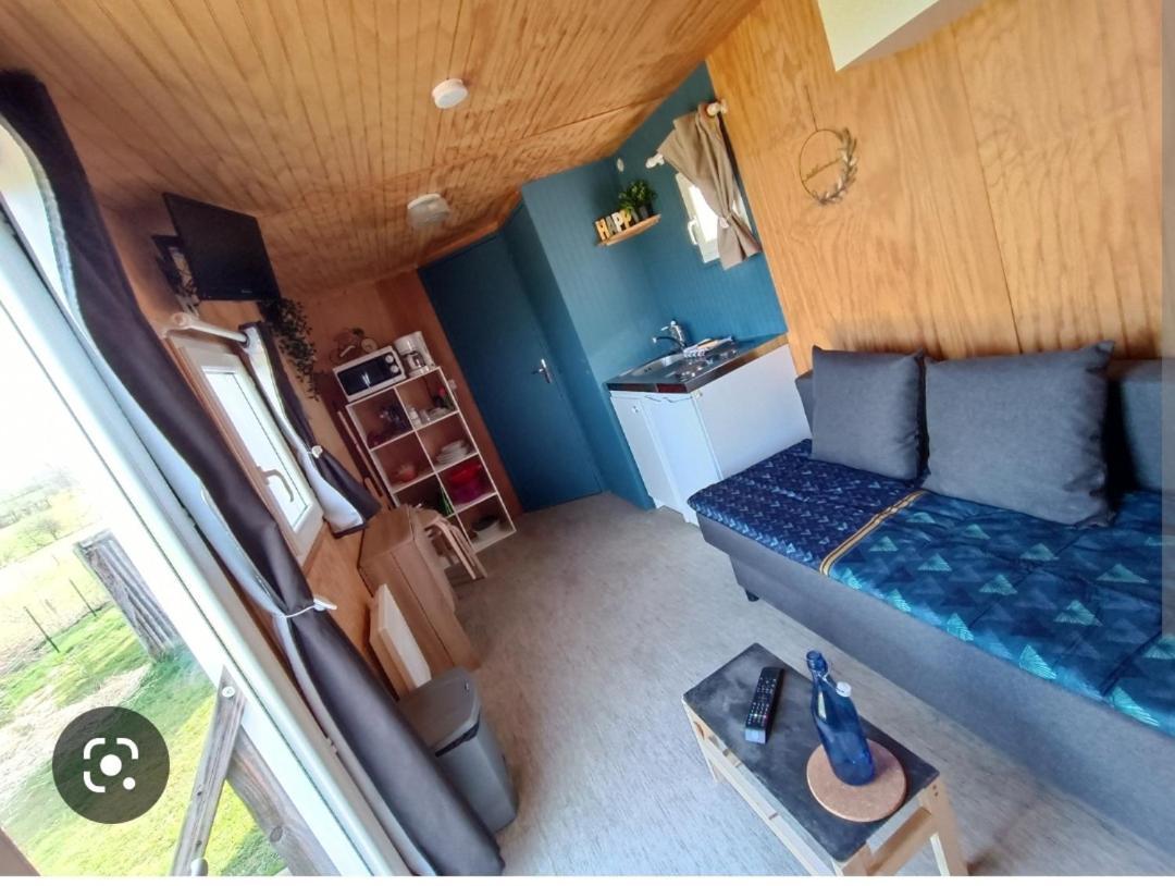 Logement Insolite Au Coeur De L'Auvergne Rochefort-Montagne Zewnętrze zdjęcie